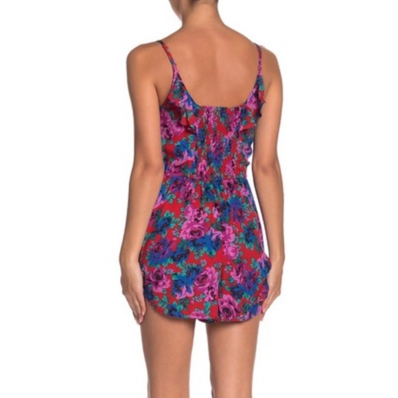 NWT Band of Gypsies Ruffle Top Floral Print Romper - Picture 3 of 8